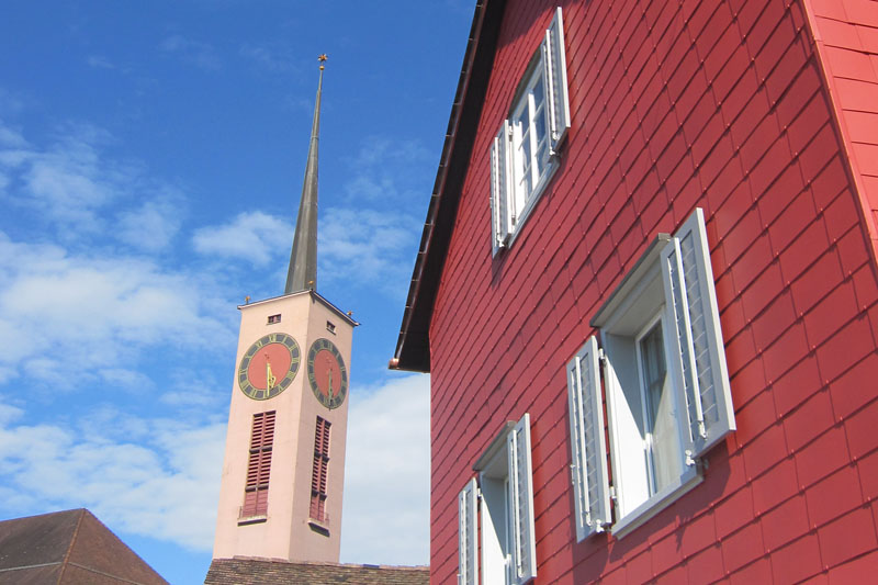 Altes Haus in neuem Kleid